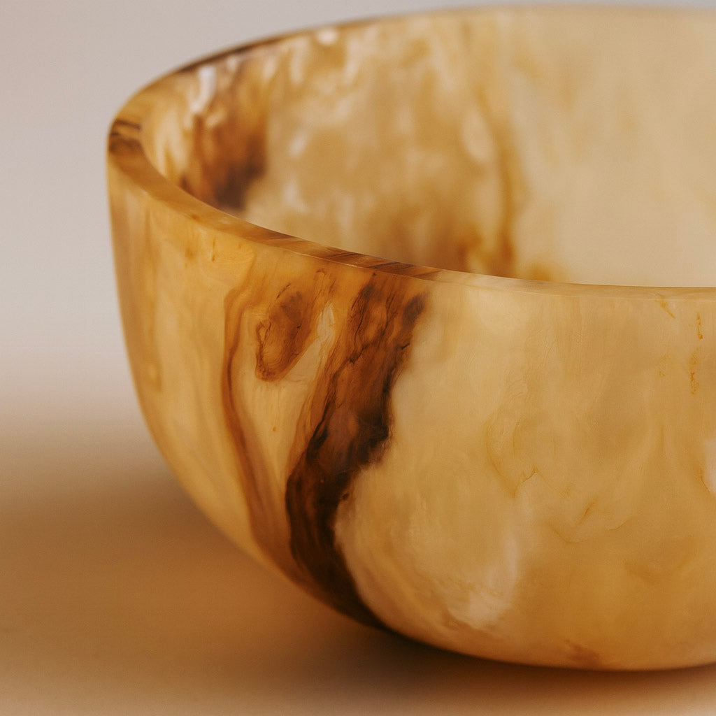 Sol Resin Salad Bowl, Amber Brown